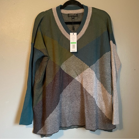 NWT Joseph A. Sz Large Women’s Green V-neck Oversized Sweater Argyle Block $78! - Picture 2 of 12
